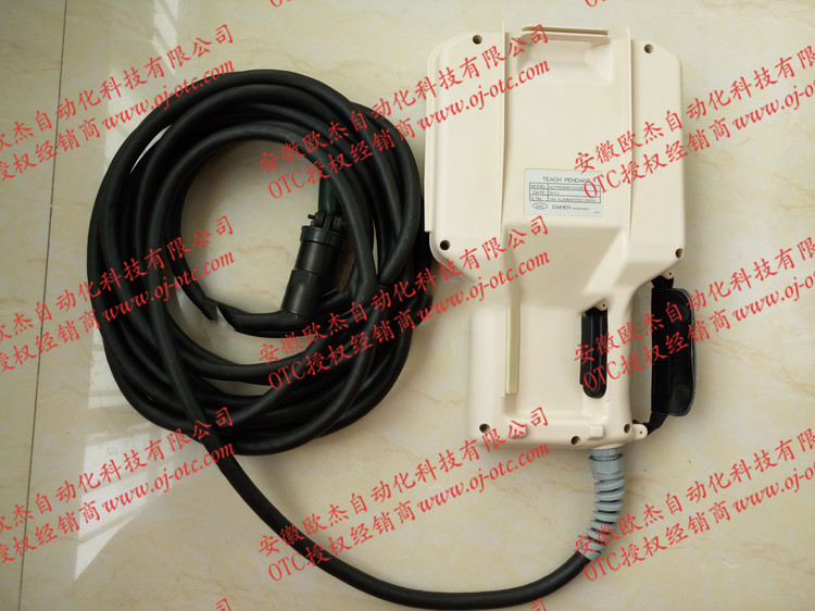 OTC Daihen A2TPDSON-CC08 示教器細(xì)節(jié)