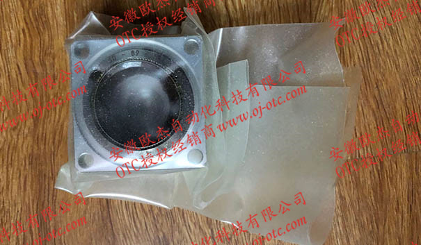 OTC Daihen W-L02036 實物特寫 OTC Daihen W-L02036 減速機細節(jié)