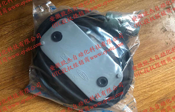 C0121K00遙控盒OTC焊機(jī)CPDP系列使用 OTC遙控盒C0121K00背面型號(hào)